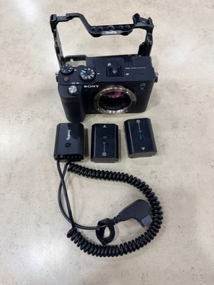 Sony Alpha a7C 24.2MP Mirrorless Full-Frame ILCE-7C| 3 Batteries| Shock Mount