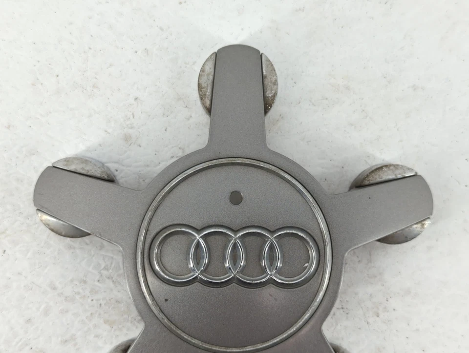 Tapa central llanta Audi A4 2009 B8935 Foto 3 de 4