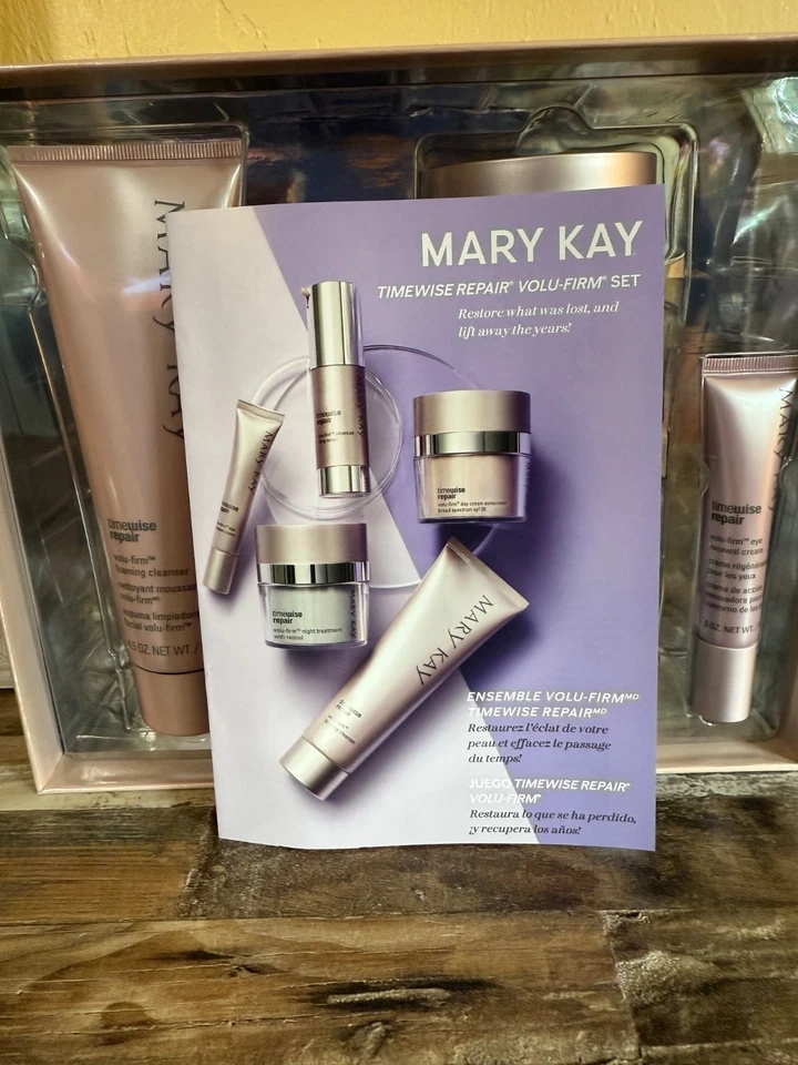 Mary Kay TimeWise Repair Volu-Firm Set - 5 Piezas Tamaño Completo - Exp 03/2027 Foto 3 de 3