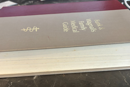 Funk & Wagnalls Family Medical Guide 1990 Hardcover 574 Pages - Picture 3 of 7