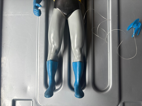 VINTAGE 1978 REMCO BATMAN, CLIMBING 12 INCH ACTION FIGURE - Picture 5 of 9