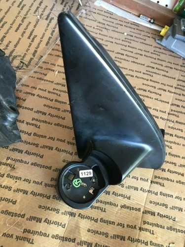 BMW X5 E53 00-06 RIGHT PASSENGERS SIDE REAR VIEW DOOR MIRROR'S BASE, MATTE COLOR - Bild 1 von 5