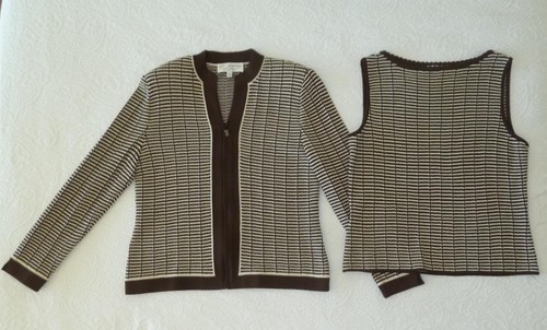 Set 2 pezzi ST JOHN COLLECTION Marie grigio marrone bianco maglia zip cardigan e guscio 6 CE - Foto 24 di 24