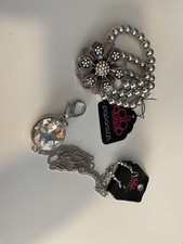 Paparazzi Jewelry Flower Silver Bracelet and Earring and Necklace Set NEW