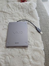 Sony VAIO PCGA-UFD5 Portable External USB 1.44 MB 3.5  Floppy Disk Drive