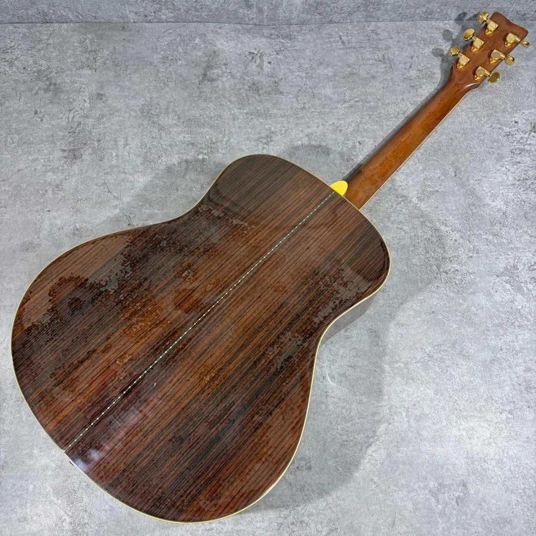 Guitarra acústica Yamaha LL-6JS Solid Spruce Top Sunburst