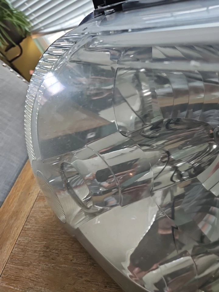 06-10 MONTAJE Faro Izquierdo Conductor Ford Explorer Fondo Transparente 1208113 OE Foto 3 de 4