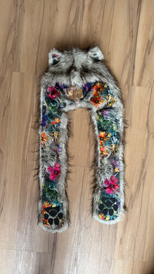Spirithoods Artic Wolf / Fox Safari Zebra Floral CE 2015 2016