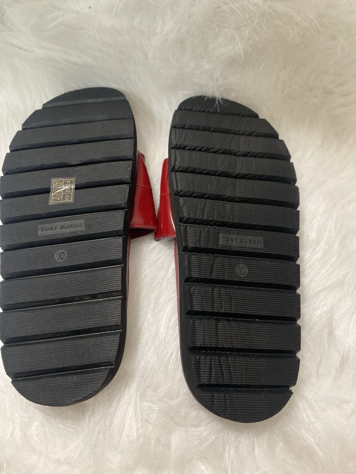 NWOB  Tory Burch RED Everly Anatomic Lug Nappa Leather Slide Sandal thumbnail 11