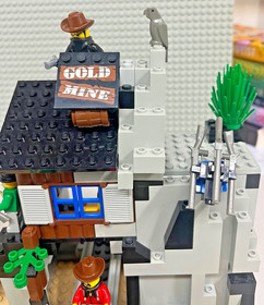 Vintage LEGO 6761 BANDIT'S SECRET HIDEOUT ~ Wild West Missing 4 Pieces