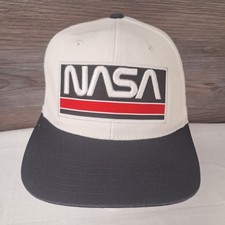 White/Black NASA Logo Snapback 1981 Baseball Cap Hat Adjustable Space