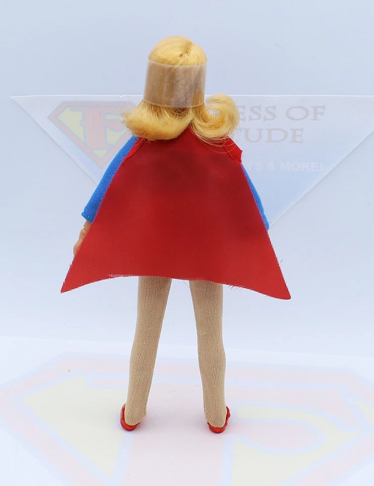 Figura de acción Mego Supergirl vintage 1974 WGSH 8" ~ cinturón original, capa ~ como nueva Foto 3 de 4