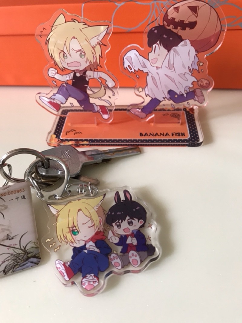 JAPAN Mangaka banana fish Ash Lynx Yasha Display Stand Keychain Keyring