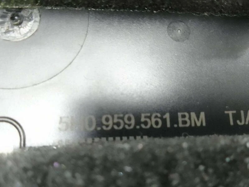 5H0959561BM interior ceiling light 1523282 for VOLKSWAGEN CADDY 1968 CC 2020 Foto 4 de 4