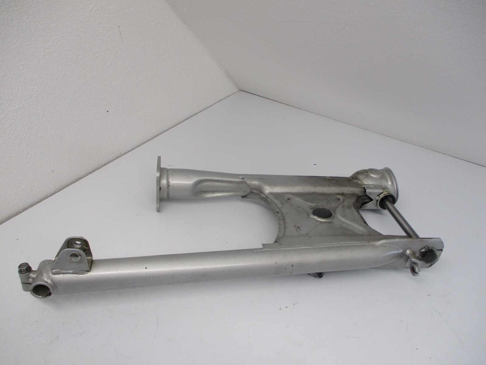 Swing Arm Cardan Tunnel Rear Wheel No Damage Yamaha XV535 Virago 2YL 88