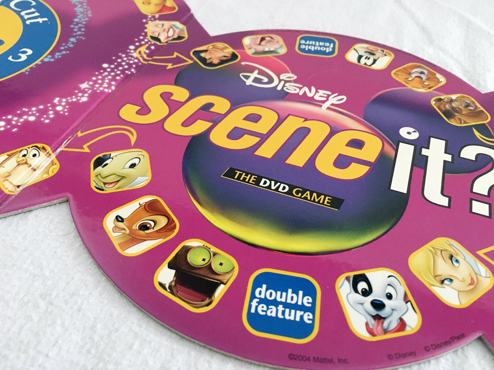2004 DISNEY SCENE IT Game Replacement Parts, Folding Board / Game Room Decor EUC