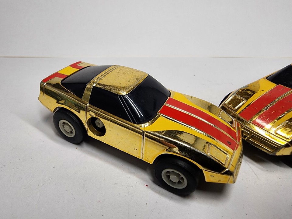 Set 2 Vintage Tomy Ratchet Racers Chevrolet Corvette Gold with Red