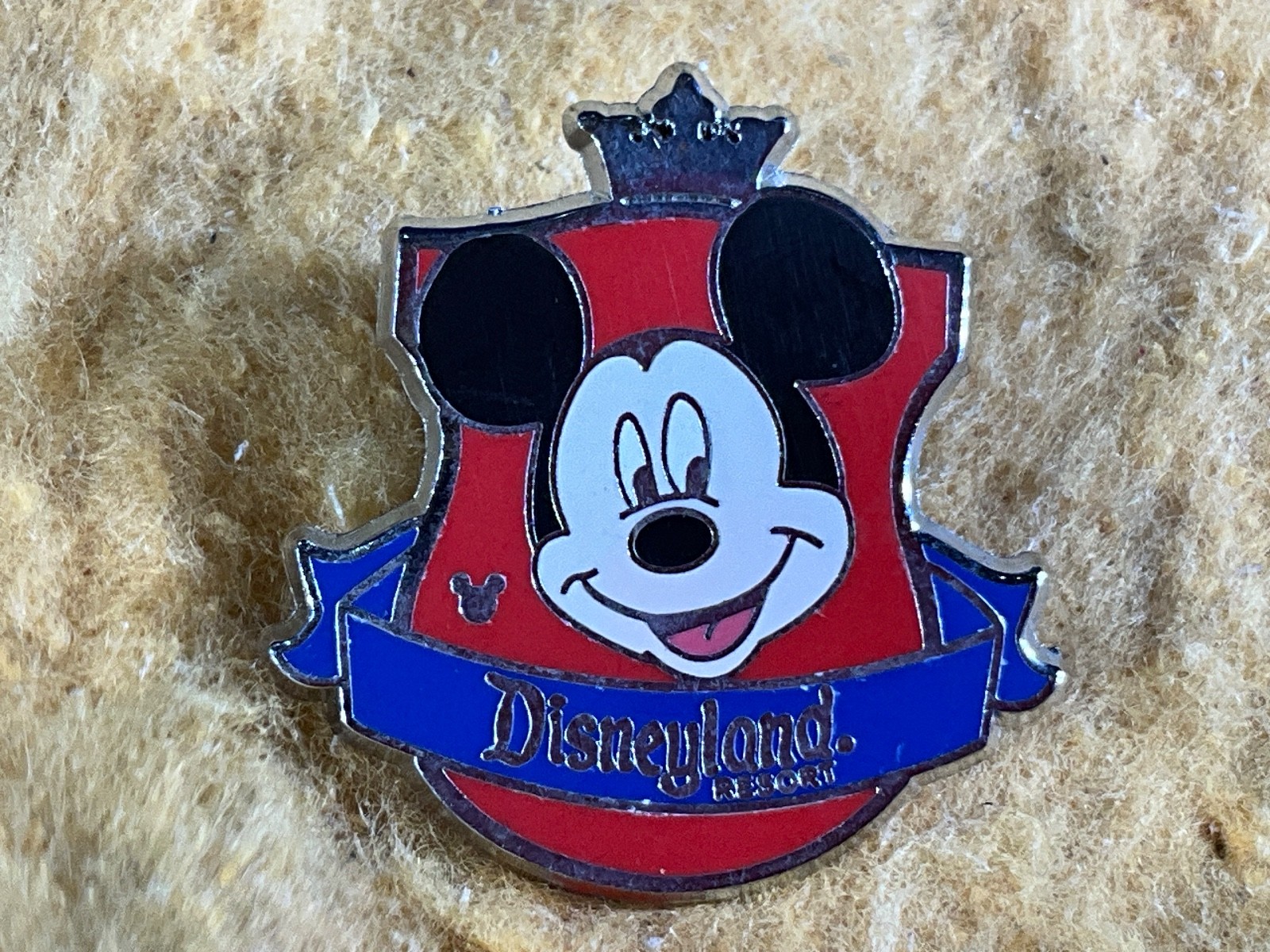 D13-7 DISNEY PIN - MICKEY MOUSE PIN TRADING / HIDDEN MICKEY 1 of 5 - 2012 - NEW