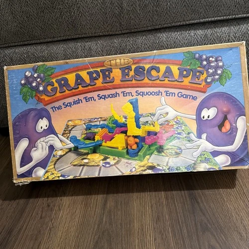 Grape Escape Board Game Vintage 1992 Parker Brothers **Complete w/No Dough**