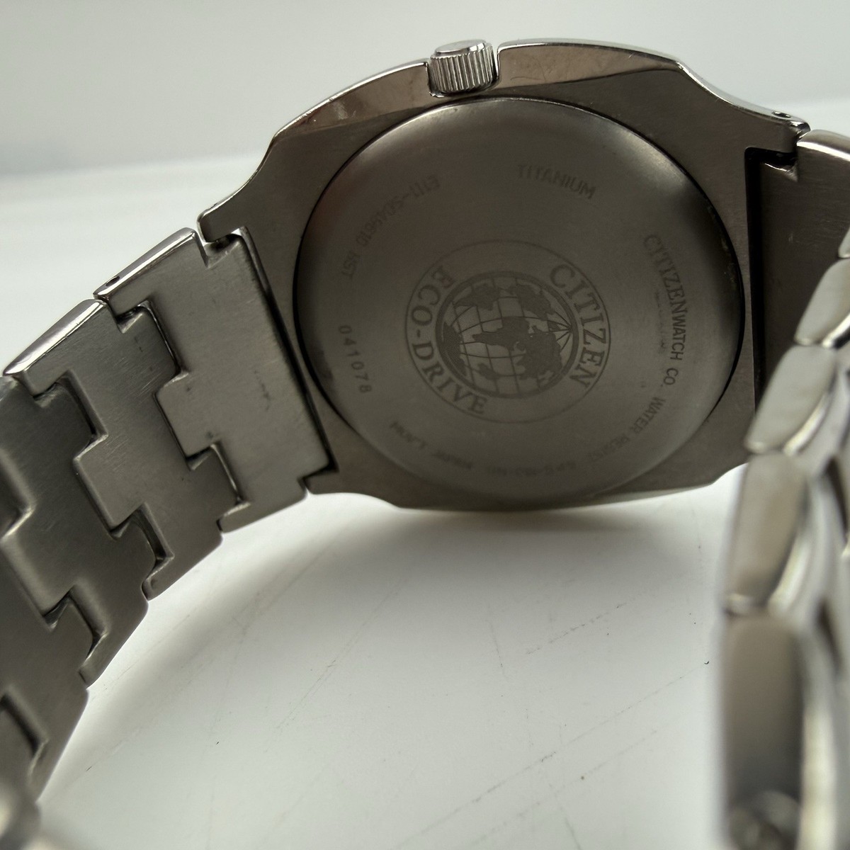 Buy Citizen Eco Drive Titanium Men's Watch S049610 online | eBay