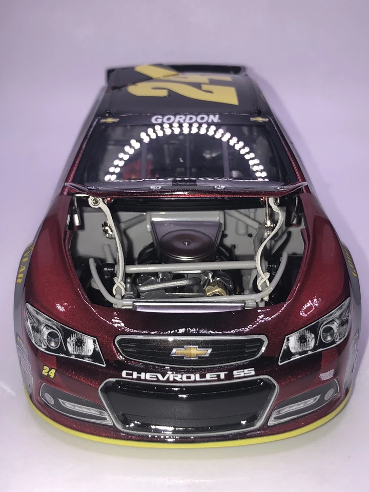 RCCA ELITE Jeff Gordon #24 Drive To End Hunger 2014 Chevy SS 1:24 - Image 4 of 4