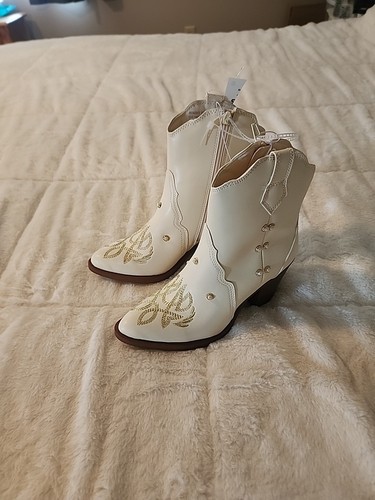 MIA Women Low Heel Pull On Western Boots Cowboy Cowgirl Bling Size 6.5