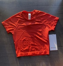 Lululemon Women's Short Sleeve Crop Top Size 4 And 6