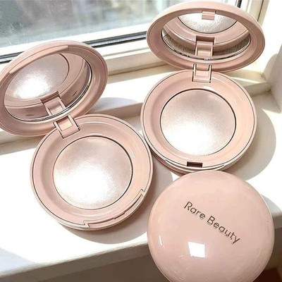 Rare Beauty Dewy Luminous Highlighter Powder Silky Smooth Lightweight Lasting Sh