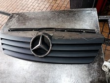 Calandre Mercedes VANEO