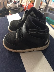 jordan retro 1 size 5