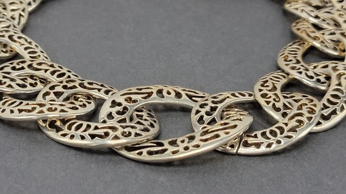 Heavy Open Metal Work Light Goldtone 16 1/2" long Choker - Picture 13 of 14