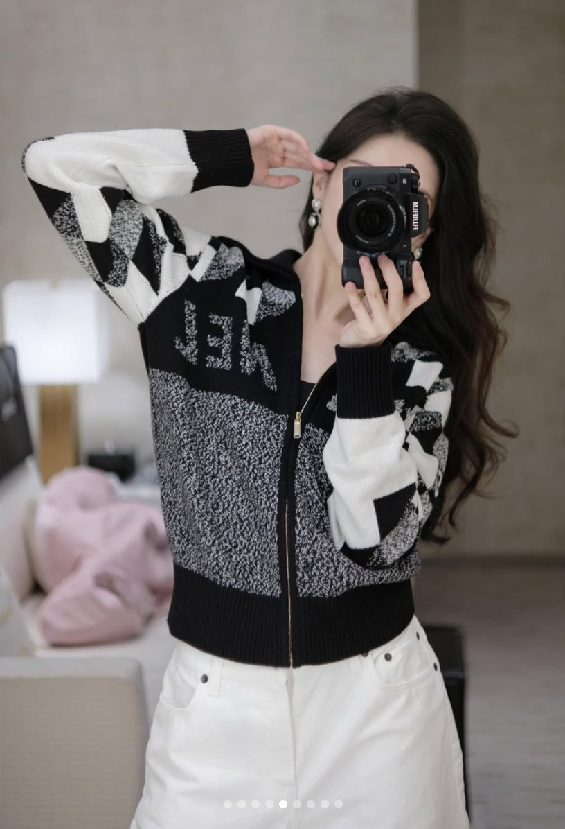 NWT CHANEL 2022 Coco Neige 22N Zip-up Cashmere Cardigan, Black