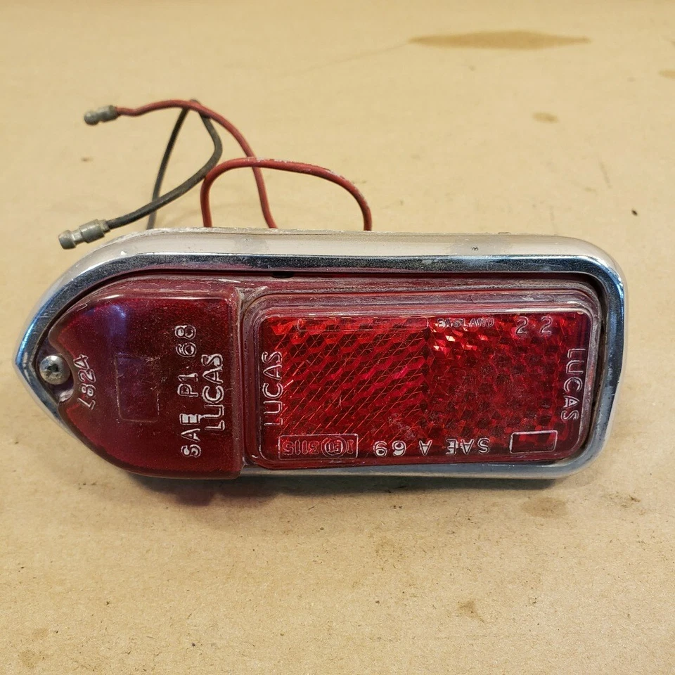 Корпус бокового маркера MG MGB MGBGT Jaguar XKE Lucas L824 красный объектив AHH9967 - Изображение 3 из 4
