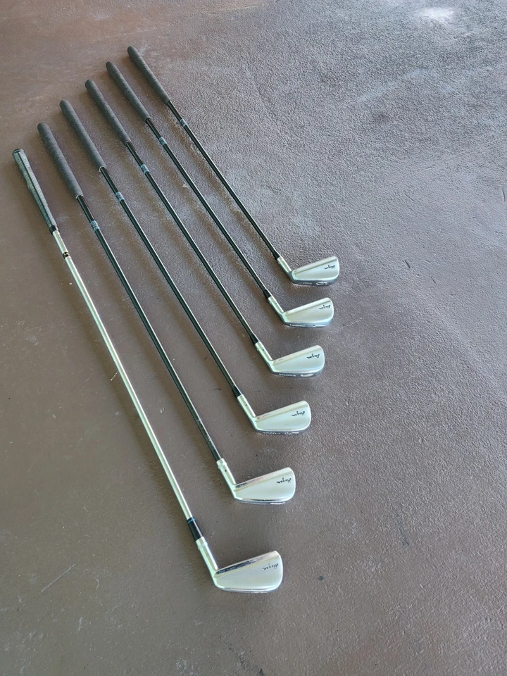 Hierros de colección Ben Hogan Director 3-4-5-6-7-9 diestro Ben Hogan Legend Foto 2 de 4