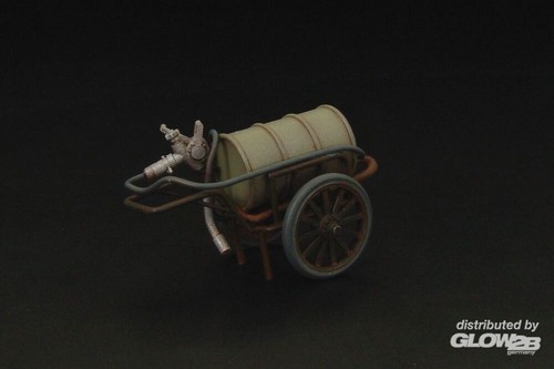 Brengun Japan Tankwagen Flugfeld Japanese refueling cart 1:72 Zubehör Fass mobil - Picture 2 of 3