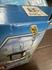 4 LEGO CITY: Build My City Accessory Set 40170