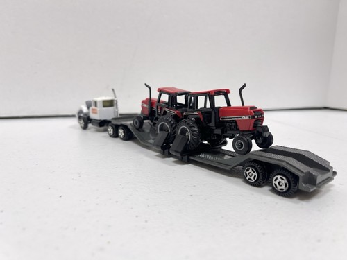 1/64 Case IH 2594 Equipment Hauling Set with Mack Semi - Picture 4 of 16
