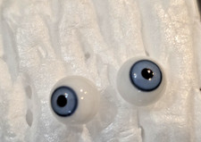 Vintage NOS Germany Pair HAND BLOWN ROUND DOLL GLASS EYES Blue 6mm