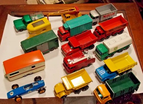 Lot of 15 1960's / 1970's Lesney Matchbox Trucks and Trailers
