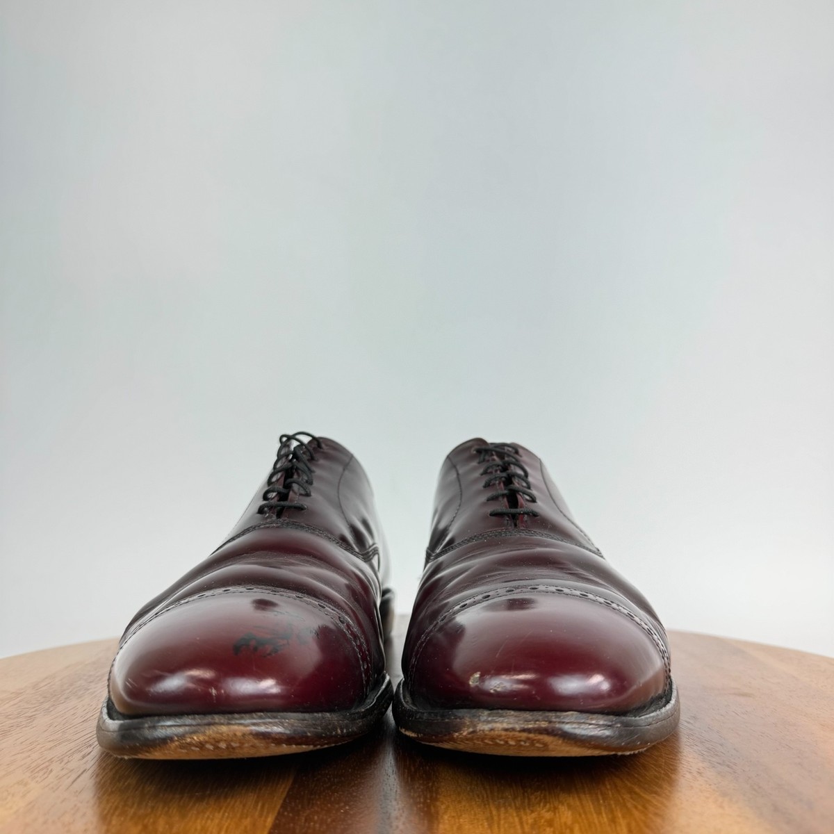 Mens Allen Edmonds Fifth Avenue Burgundy Leather Dress Cap  display picture 3