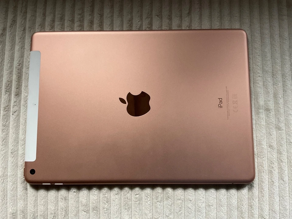 Apple iPad 7th Gen Wi-Fi + Cellular 32gb in gold - Bild 2 von 3