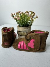 Ugg Baby Neumel Chopt Brown Chukka Boot Size 04/05 Spellout
