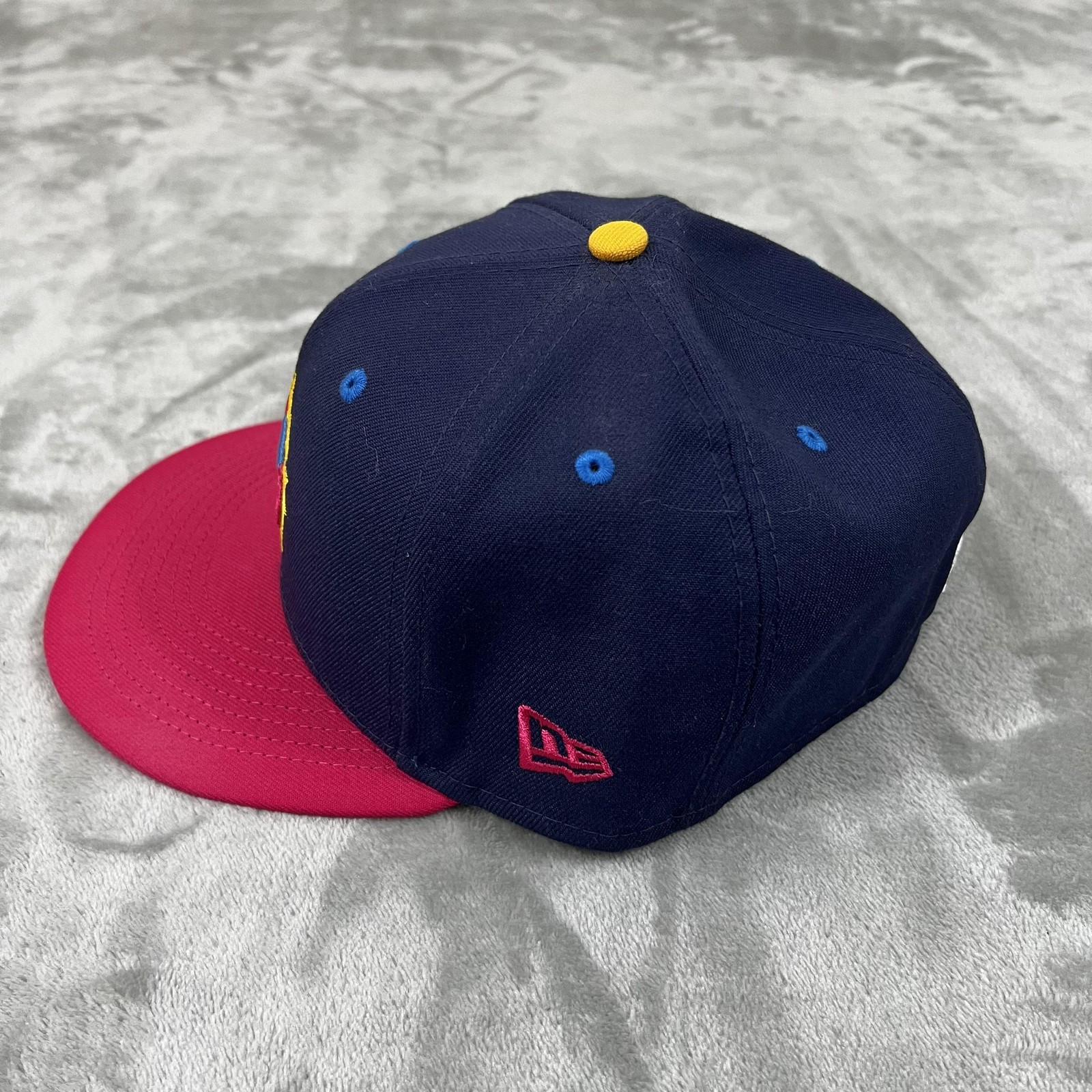 San Antonio Missions Flying Chanclas Fitted Mens 7 5/8 Navy Pink New Era 59FIFTY