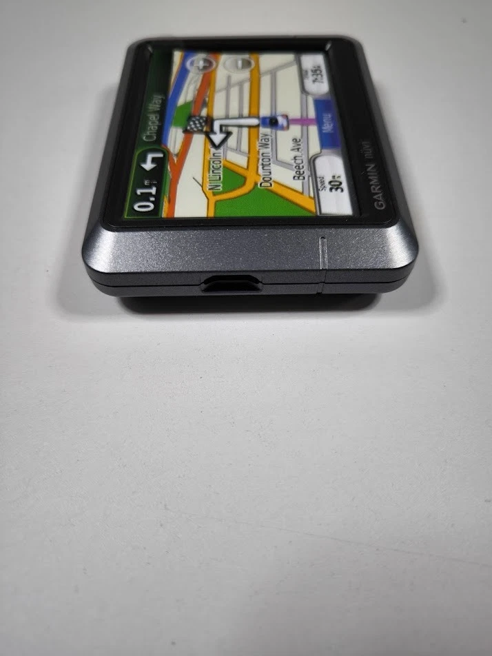 Garmin nüvi 205 GPS - Ungetestet, Gebrauchsspuren, Keine Zubehörteile - Bild 3 von 4