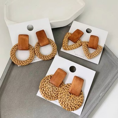 3er Set Ohrhänger aus geflochtenem Rattan und Naturholz - Schmuck b »