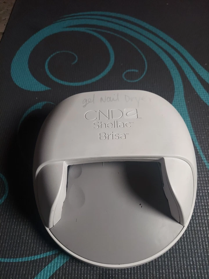 Lámpara de uñas LED CND 09200 Shellac Brisa Gel Luz de curación UV 3C probada SIN cable de alimentación Foto 4 de 4