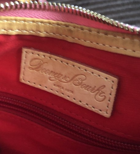 Dooney and Bourke, pink patent leather cross Body/ handbag. G/VG - Picture 10 of 16