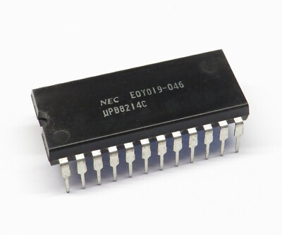 2 Stück uPB8214C priority interrupt controller DIP24, NEC