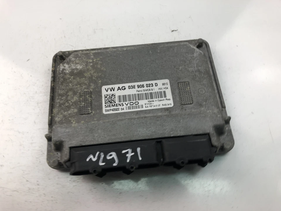 SKODA FABIA I 6Y2 Motorsteuergerät ECU 03E906023D 2007 18047899 - Immagine 2 di 4