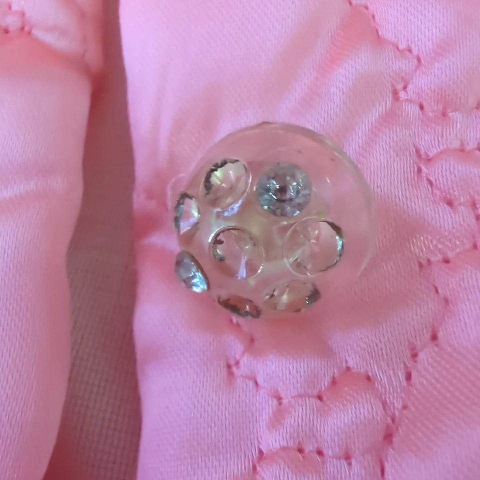 60s 70s Vintage Long Quilted House Coat Robe Pink Retro Size 1x 2x Grannycore - Image 4 of 4